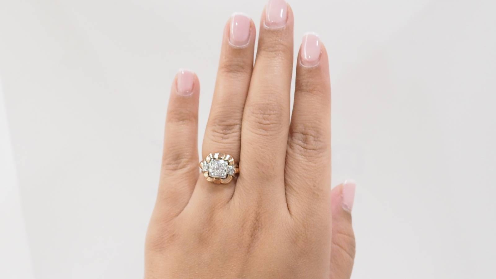 Bague Tank en or jaune et diamants