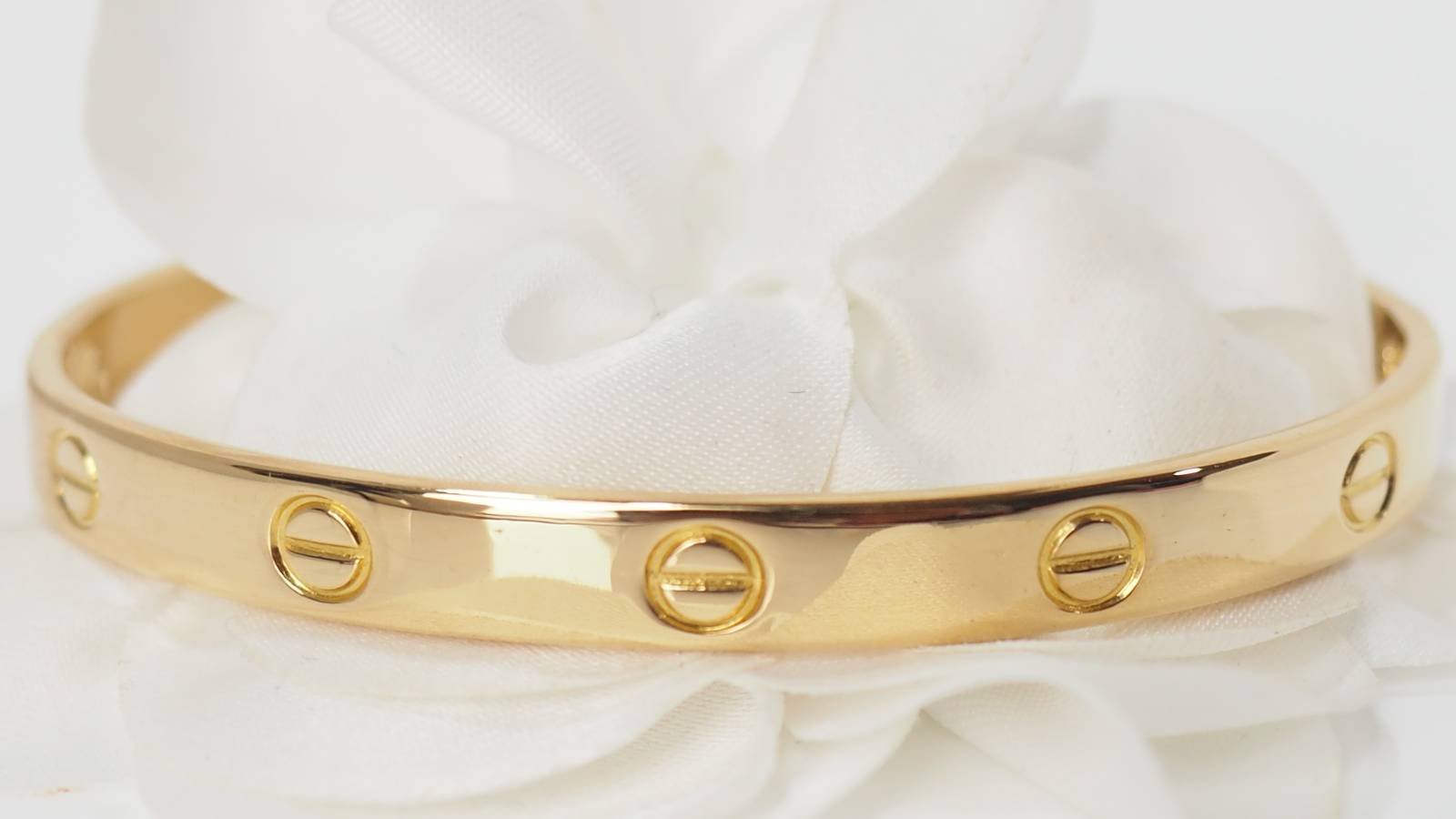 Cartier vintage Love bracelet by Cipullo