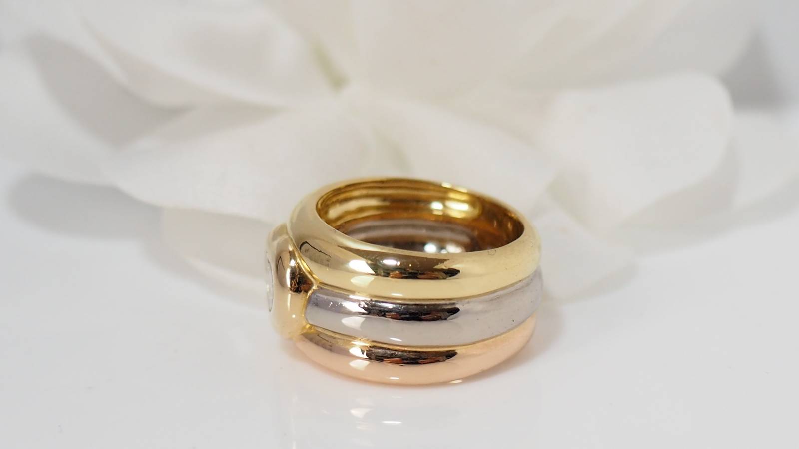 Chopard, Happy Diamonds ring