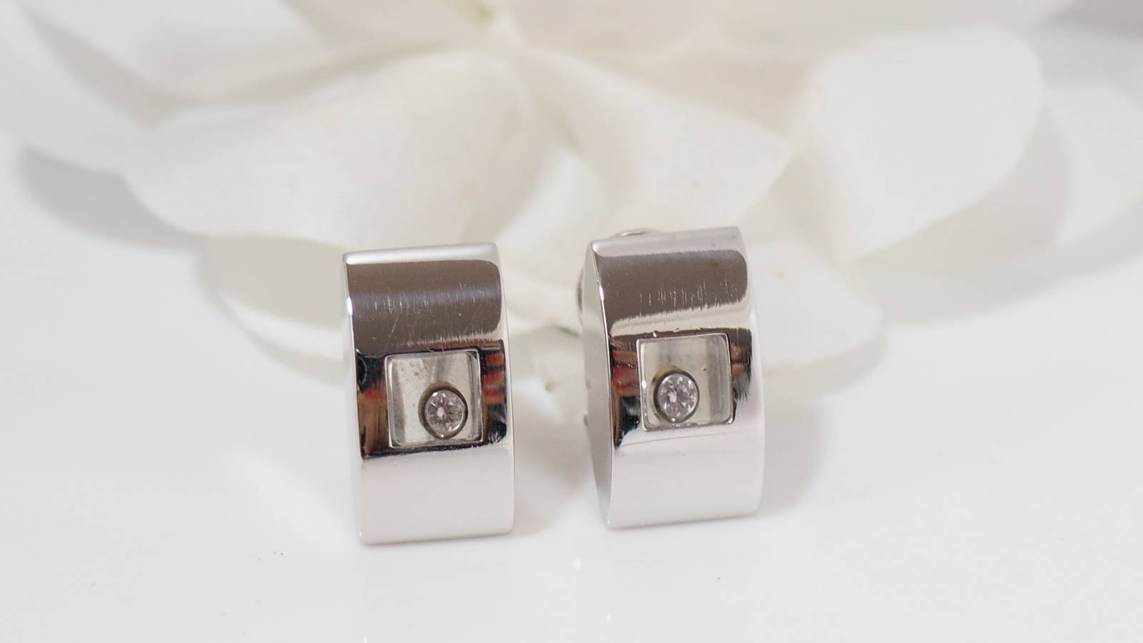 Chopard, boucles d'oreilles Happy Diamonds