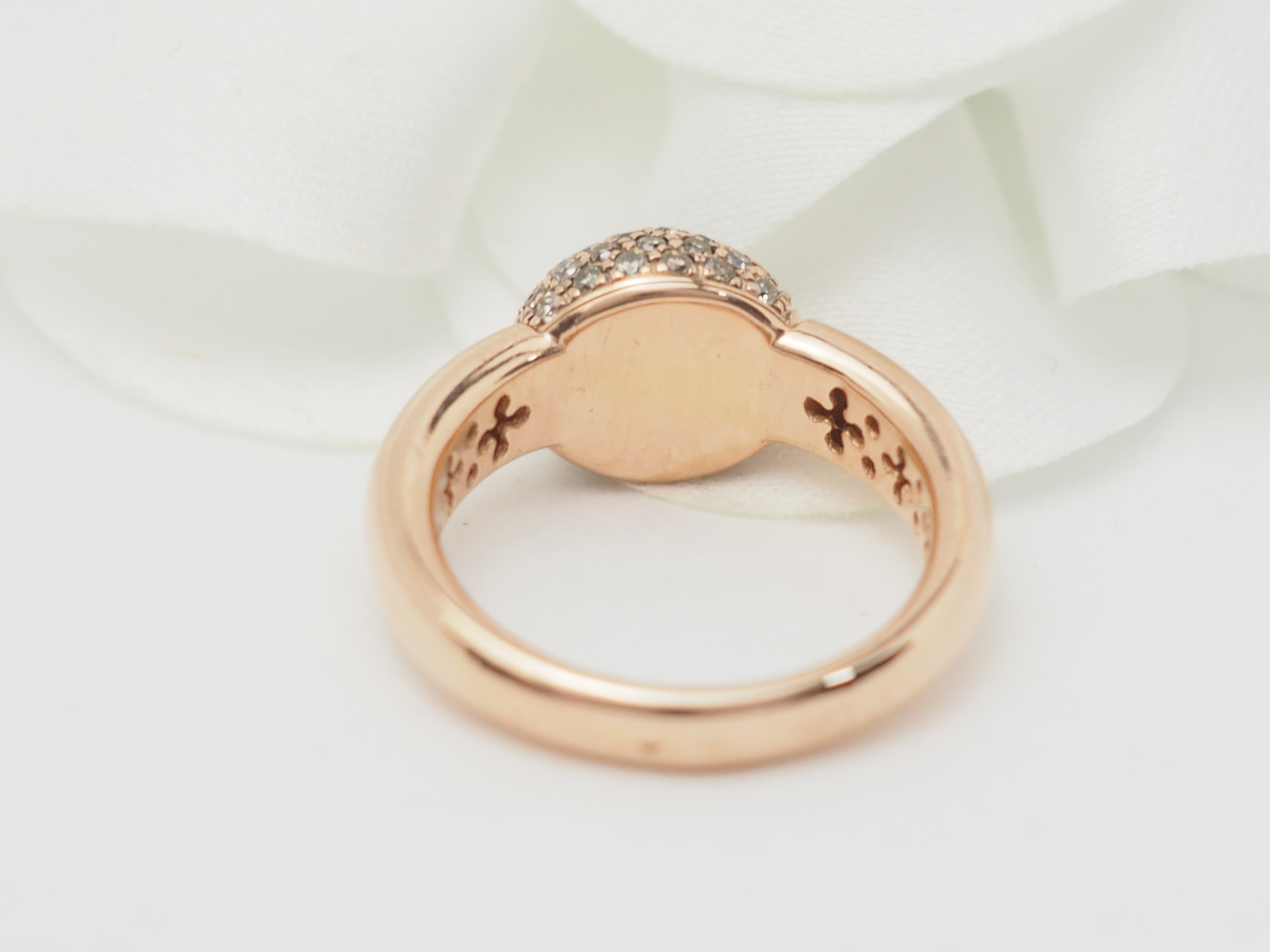 Bague boule en or rose et diamants cognac