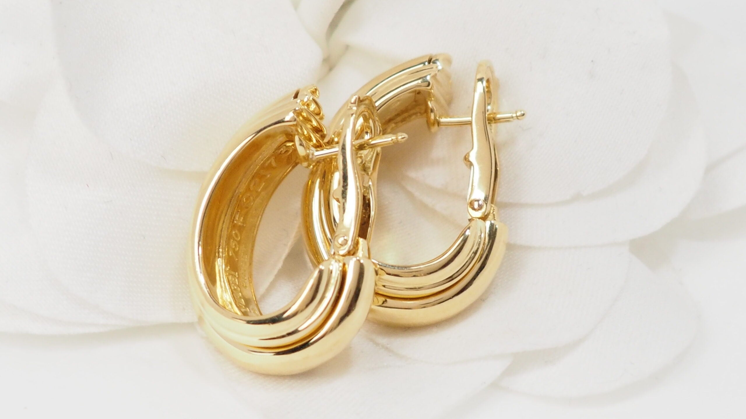 Piaget Possession Earrings