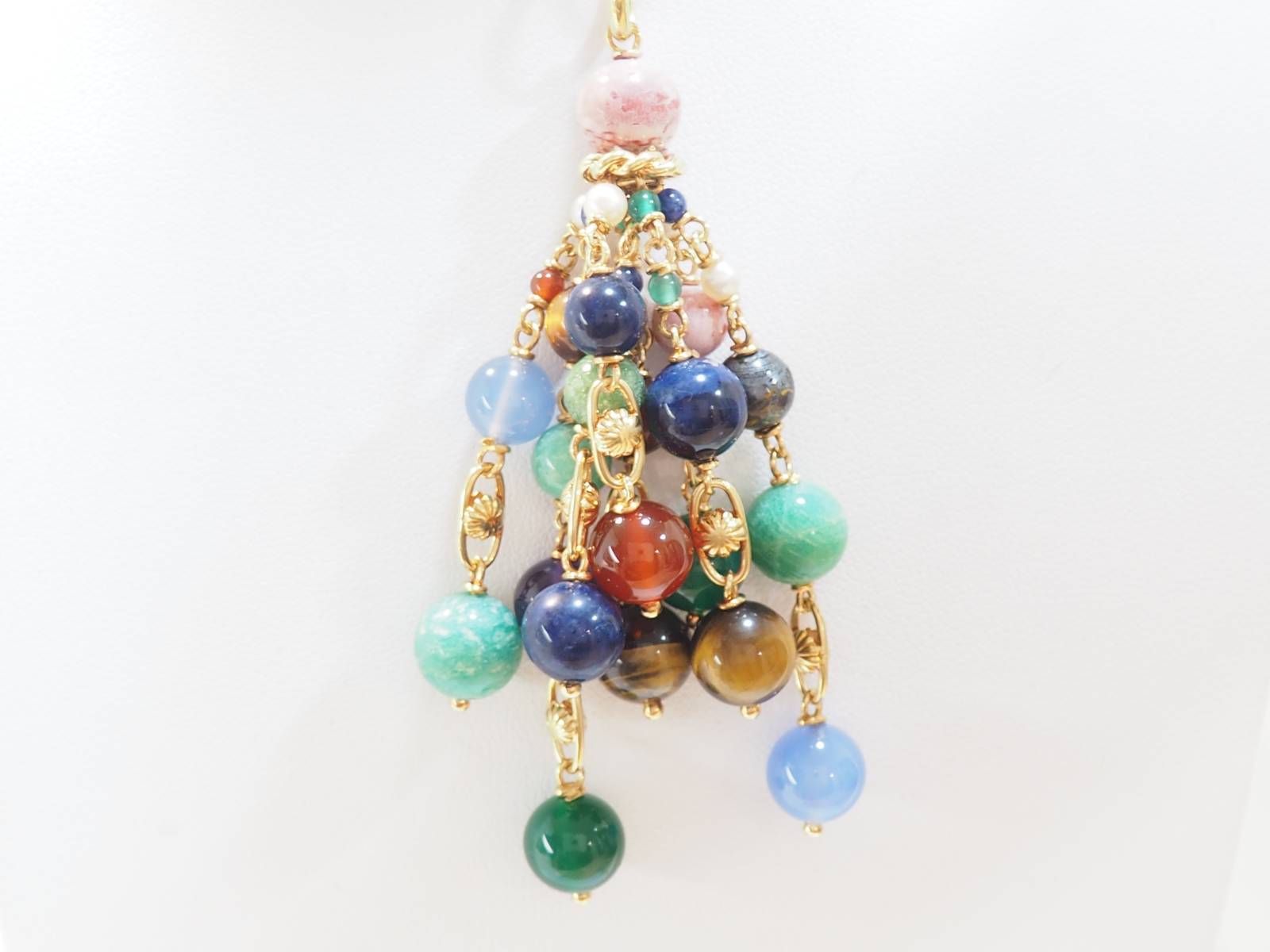 Bague Chaumet, "Valse", or blanc, diamants.