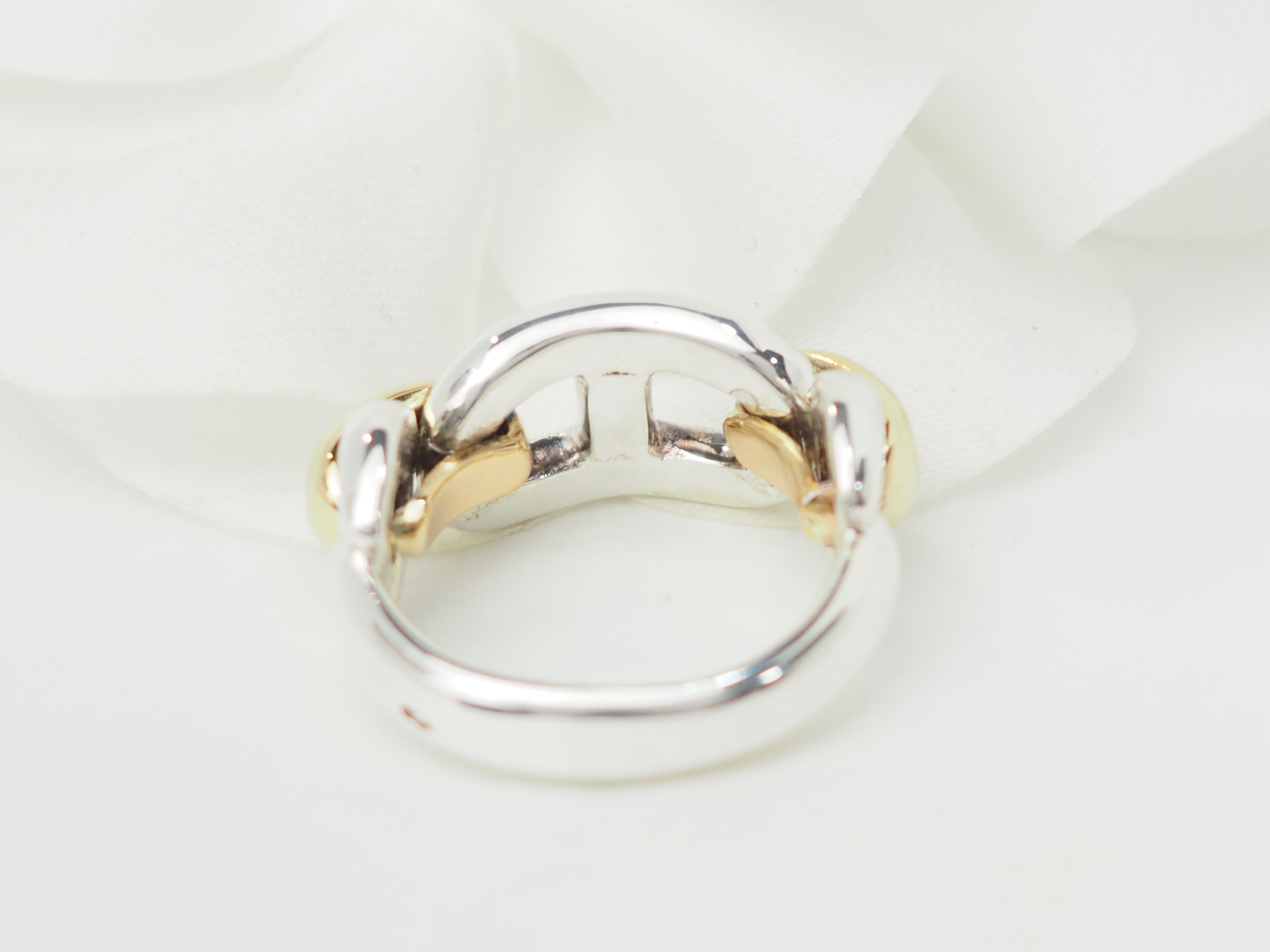 Alliance Boucheron "Quatre Radiant Edition" or blanc.