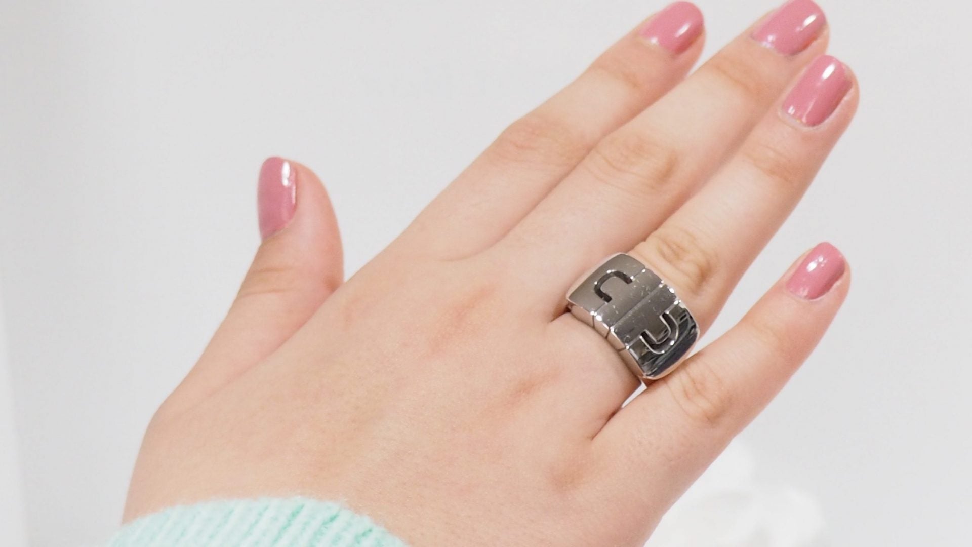 Bulgari, Parentesi ring White gold