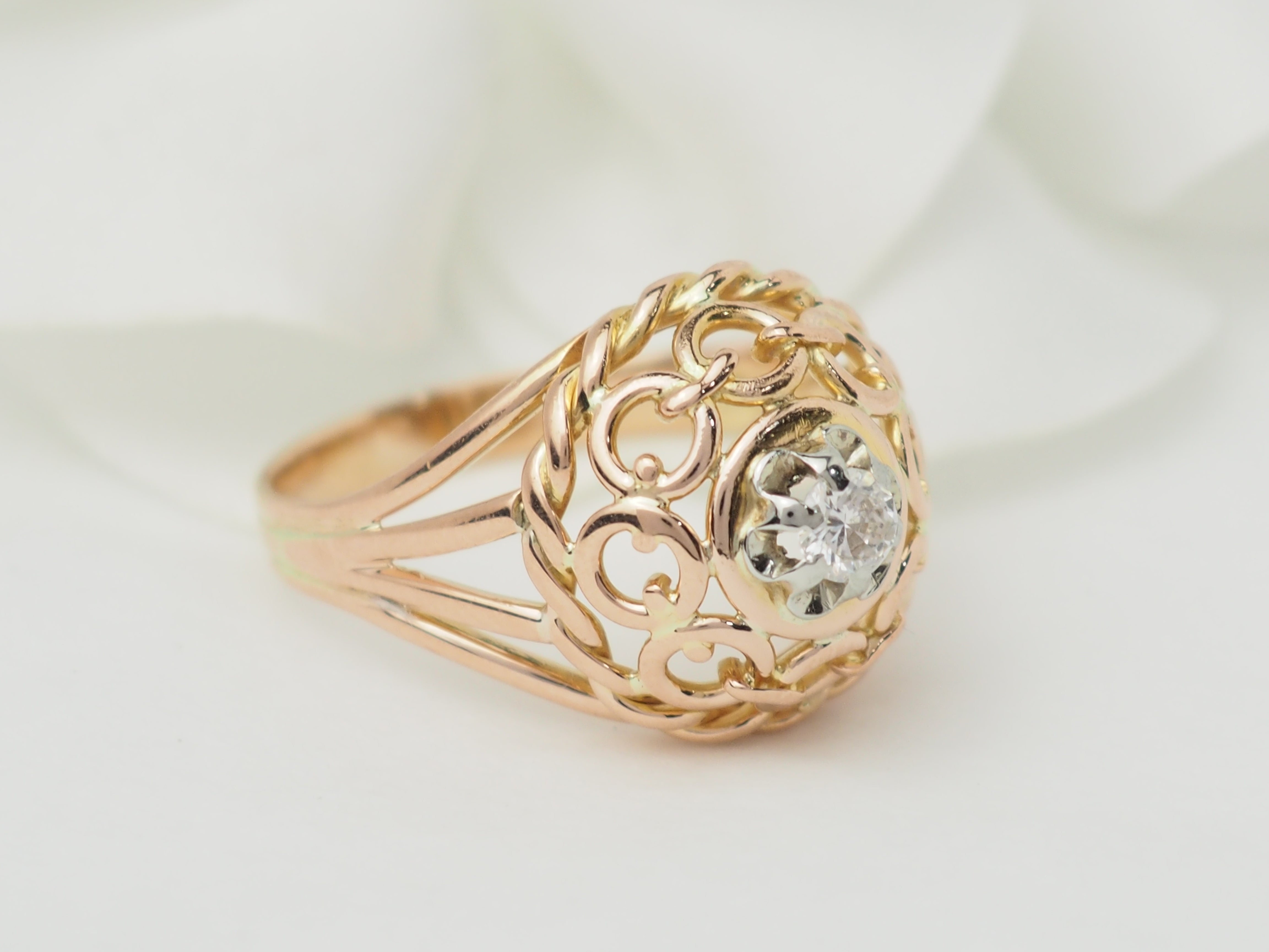 Bague Tank ajourée en or rose et diamant