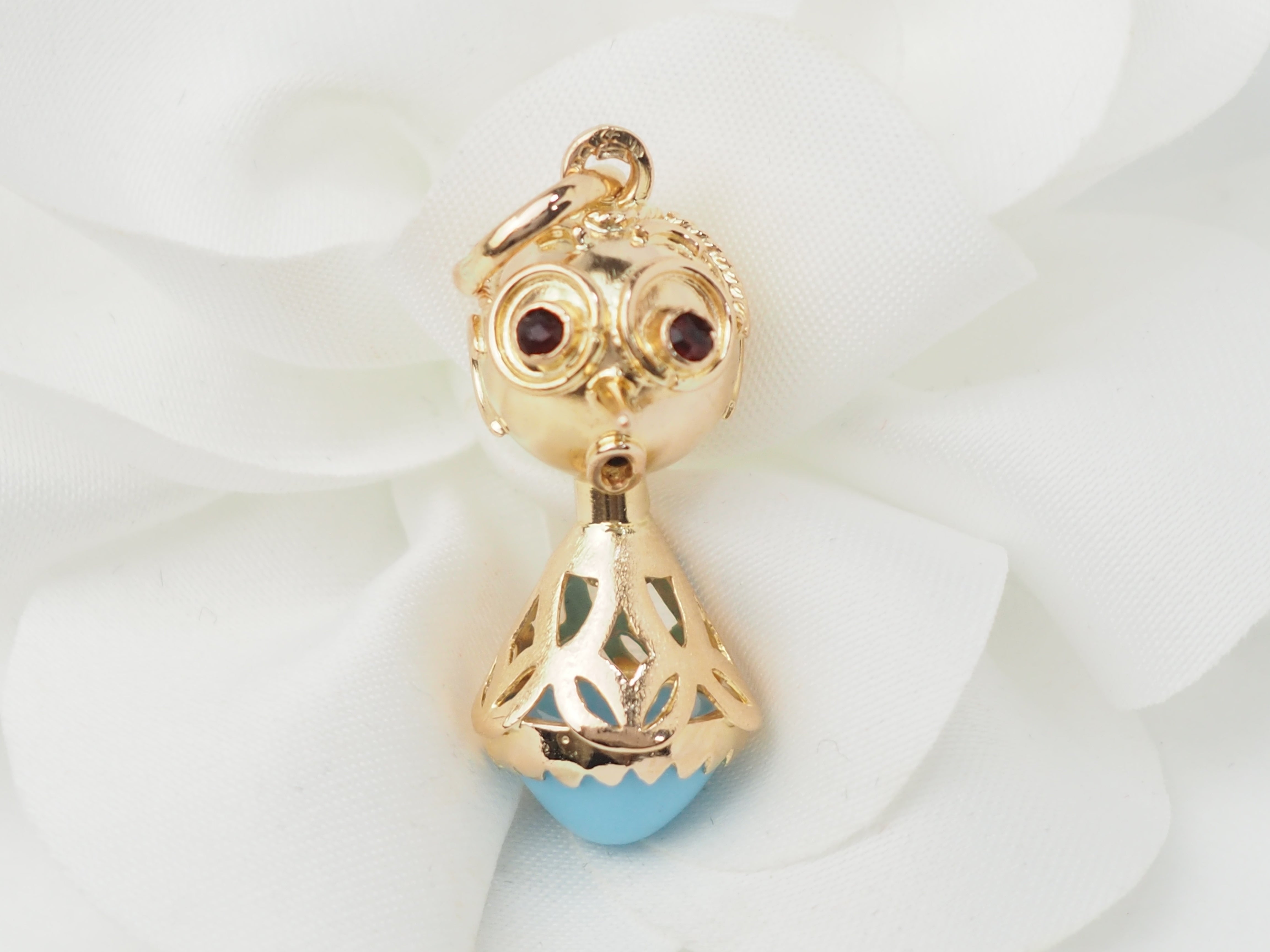 Pendentif breloque figurine en or jaune