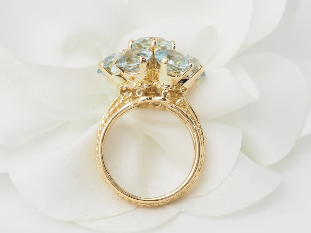 Bague fleur en or jaune et aigues marines - Maison Eloe