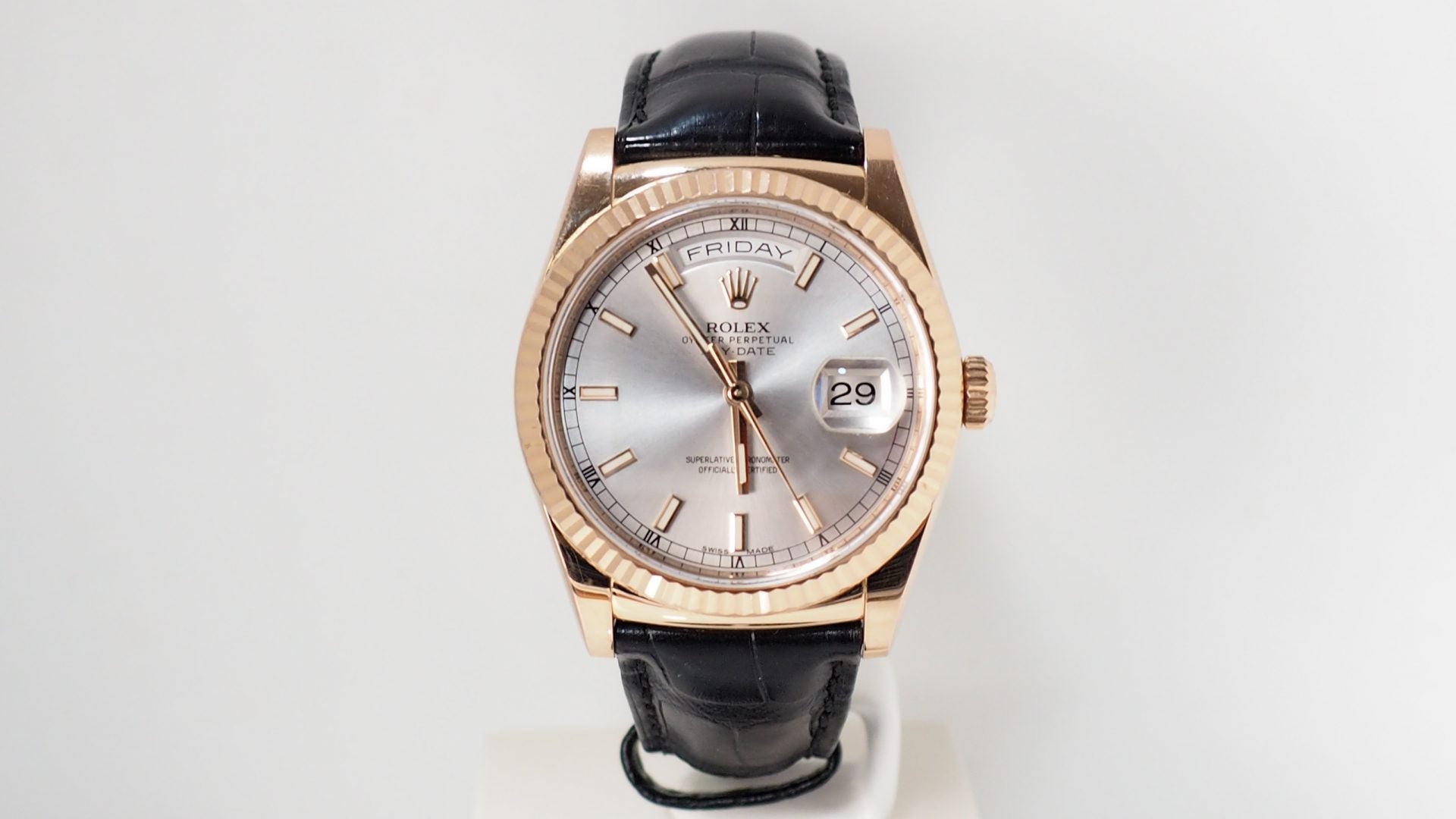 Rolex Day Date 118135 Or rose sur cuir Full set