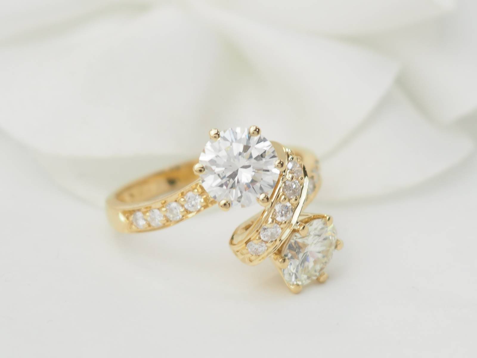 Bague Toi et Moi en or jaune et diamants