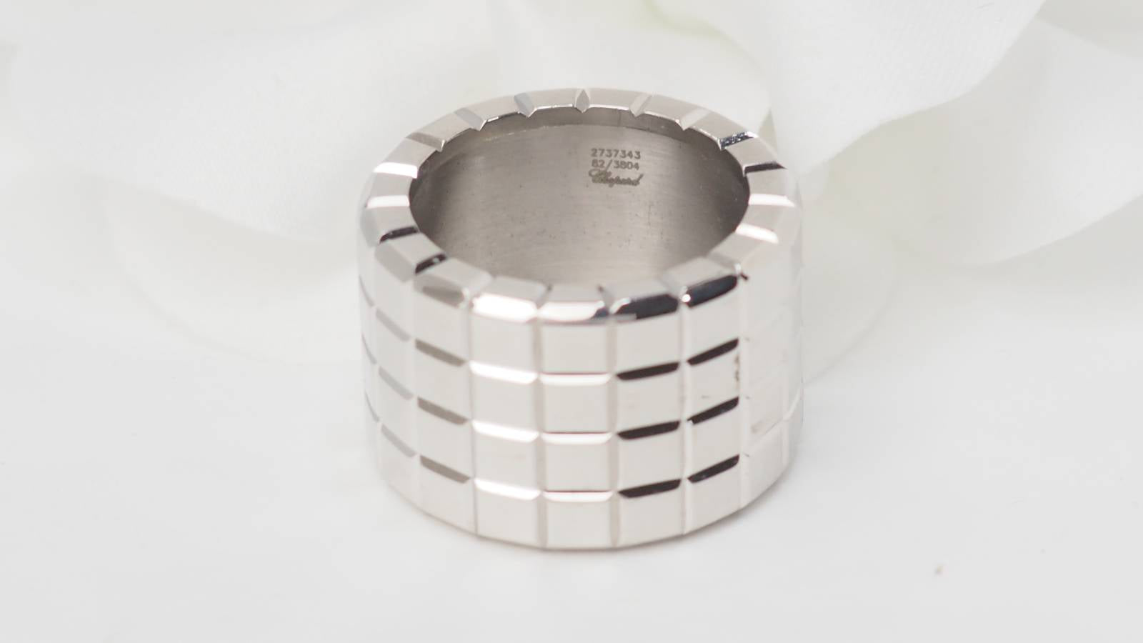 Bague Chopard Ice cube en or blanc