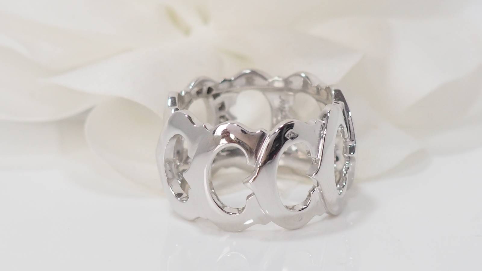 Cartier C collection ring in white gold and diamonds