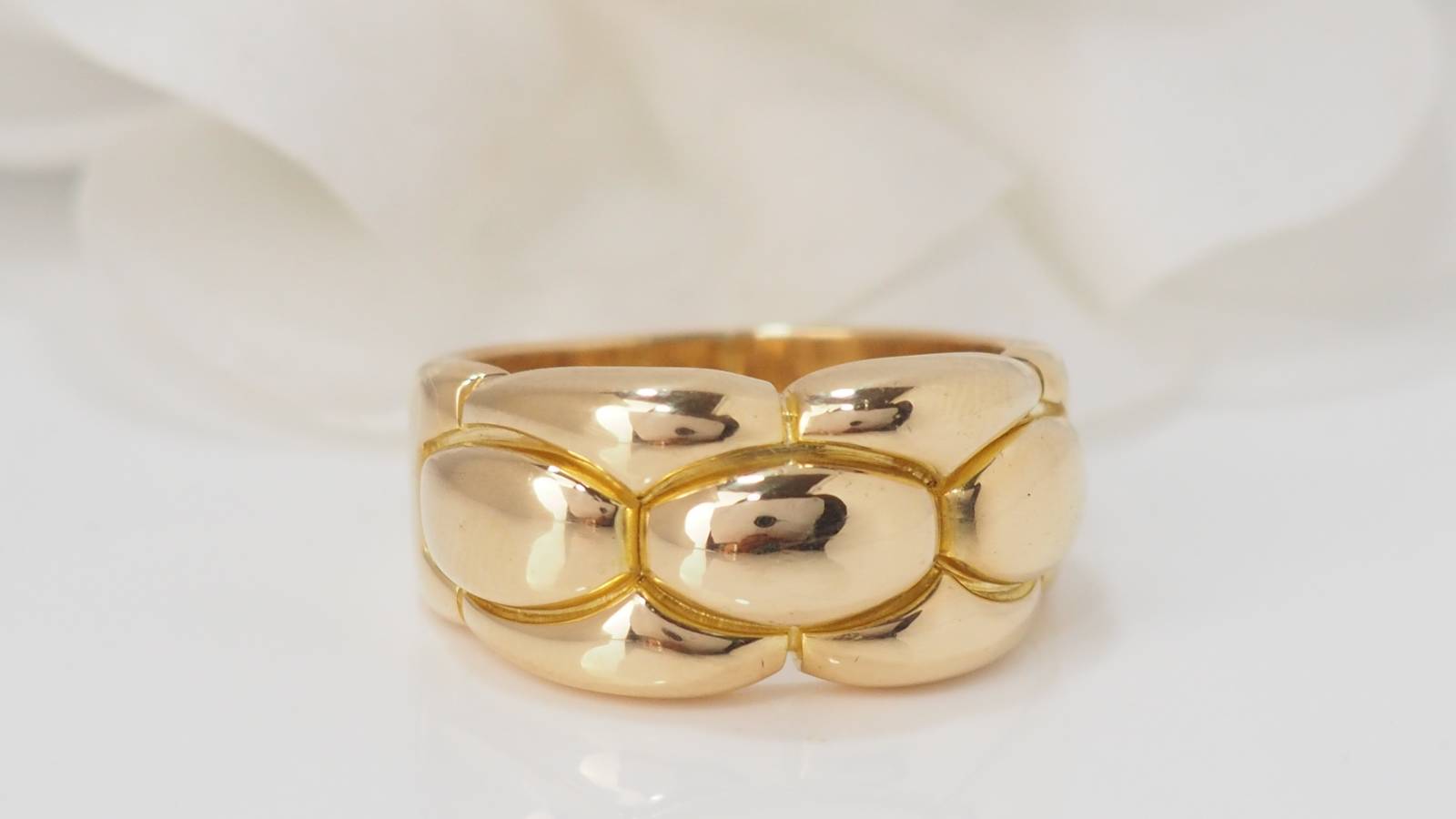 Bague Gentiane de Cartier en or jaune 18K vintage