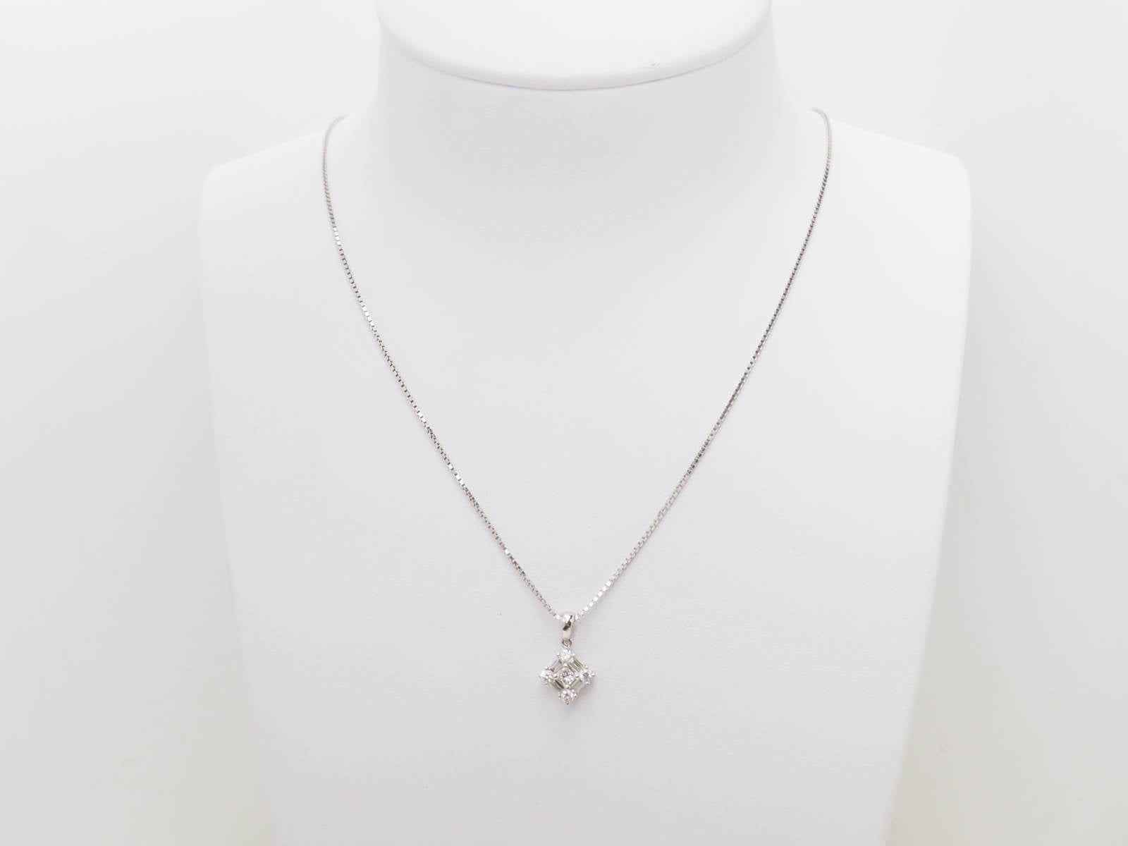 Collier en or blanc et diamants