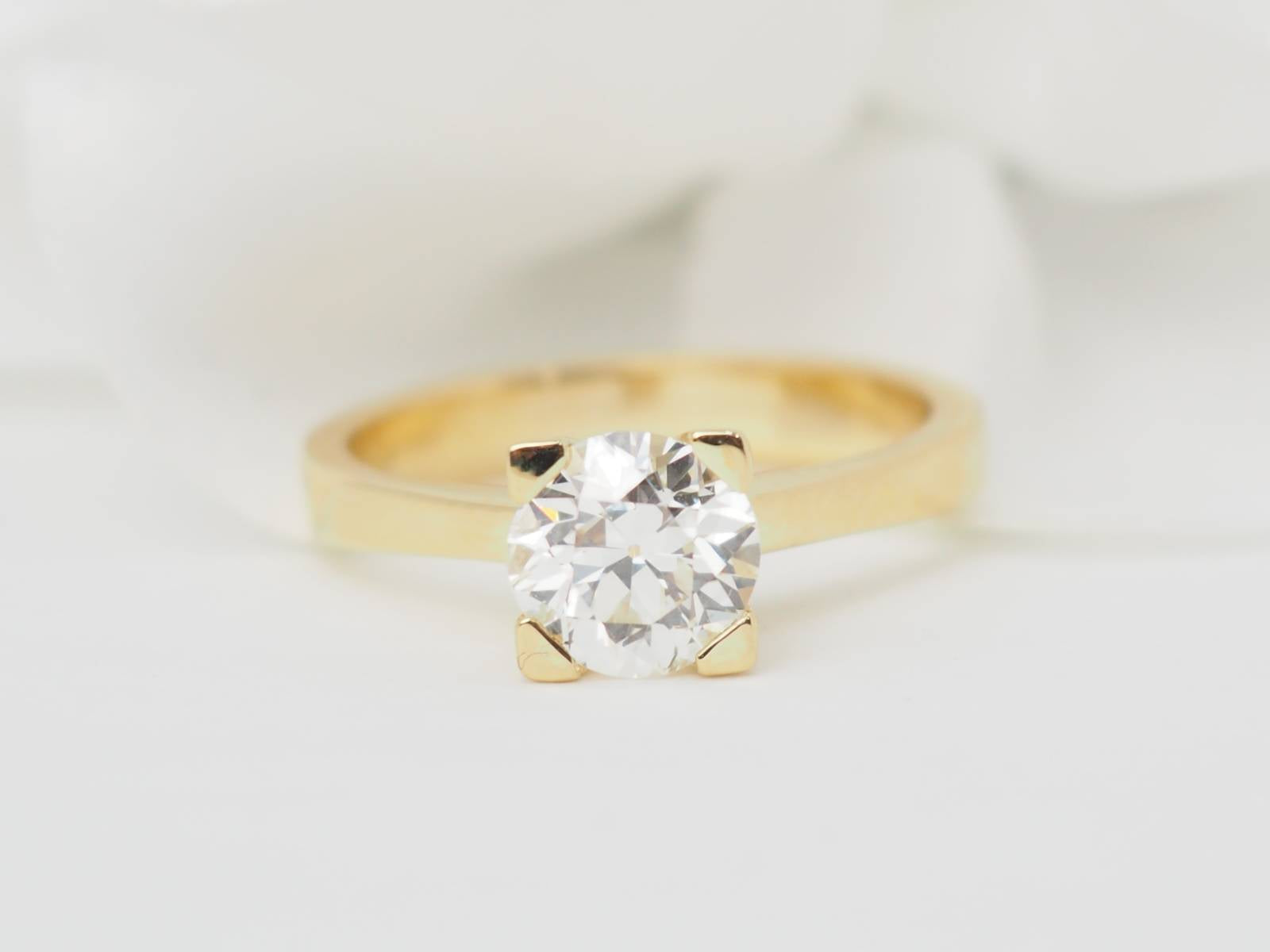 Bague solitaire en or jaune et diamant 1.40ct