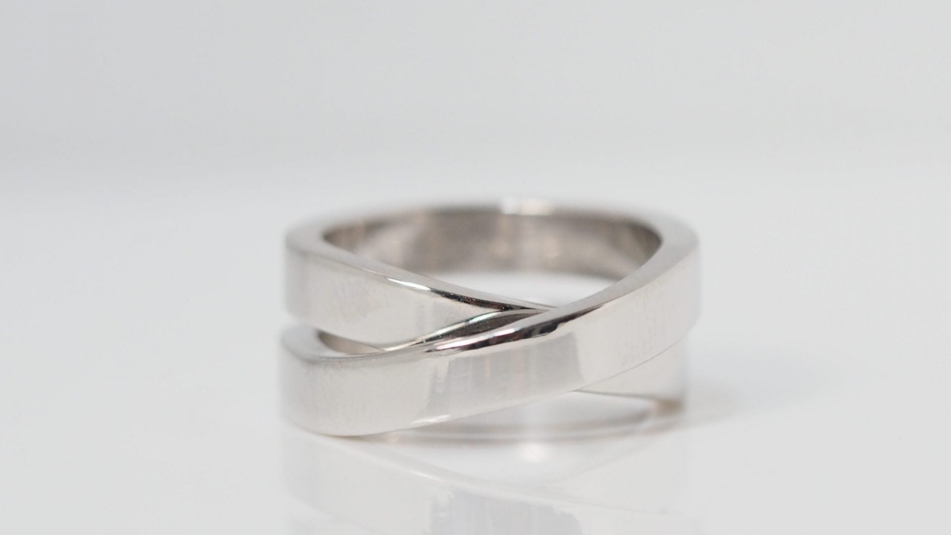 Cartier, Paris Nouvelle Vague ring, white gold