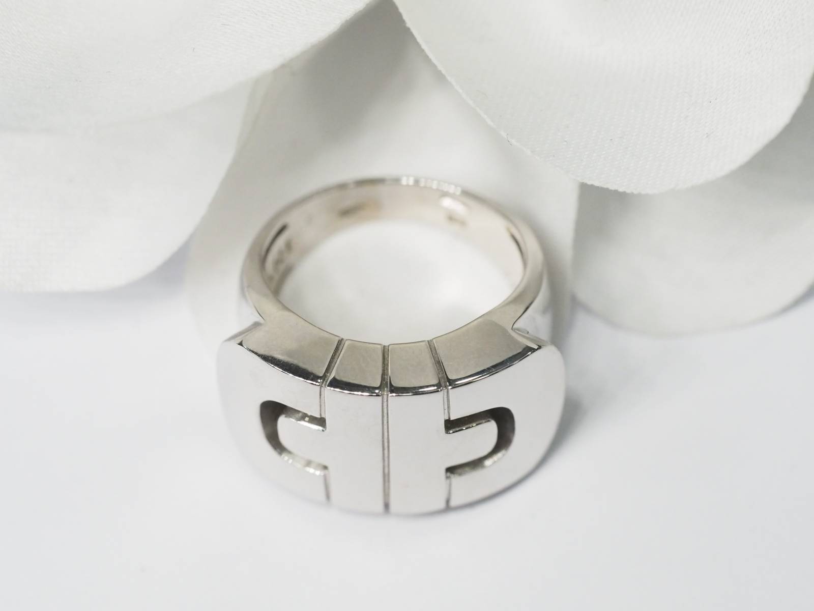 Bague Bvlgari Parentesi en or blanc