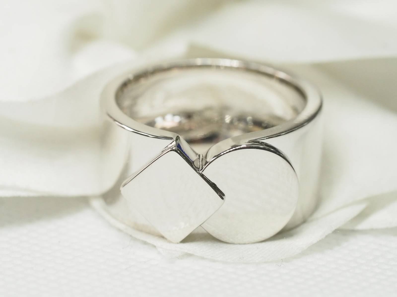 Fred, bague