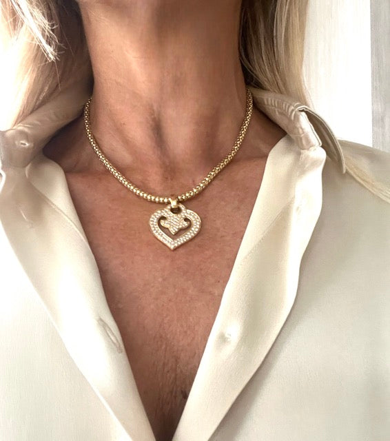 OJ Perrin, Legend Heart Necklace Diamonds Yellow Gold