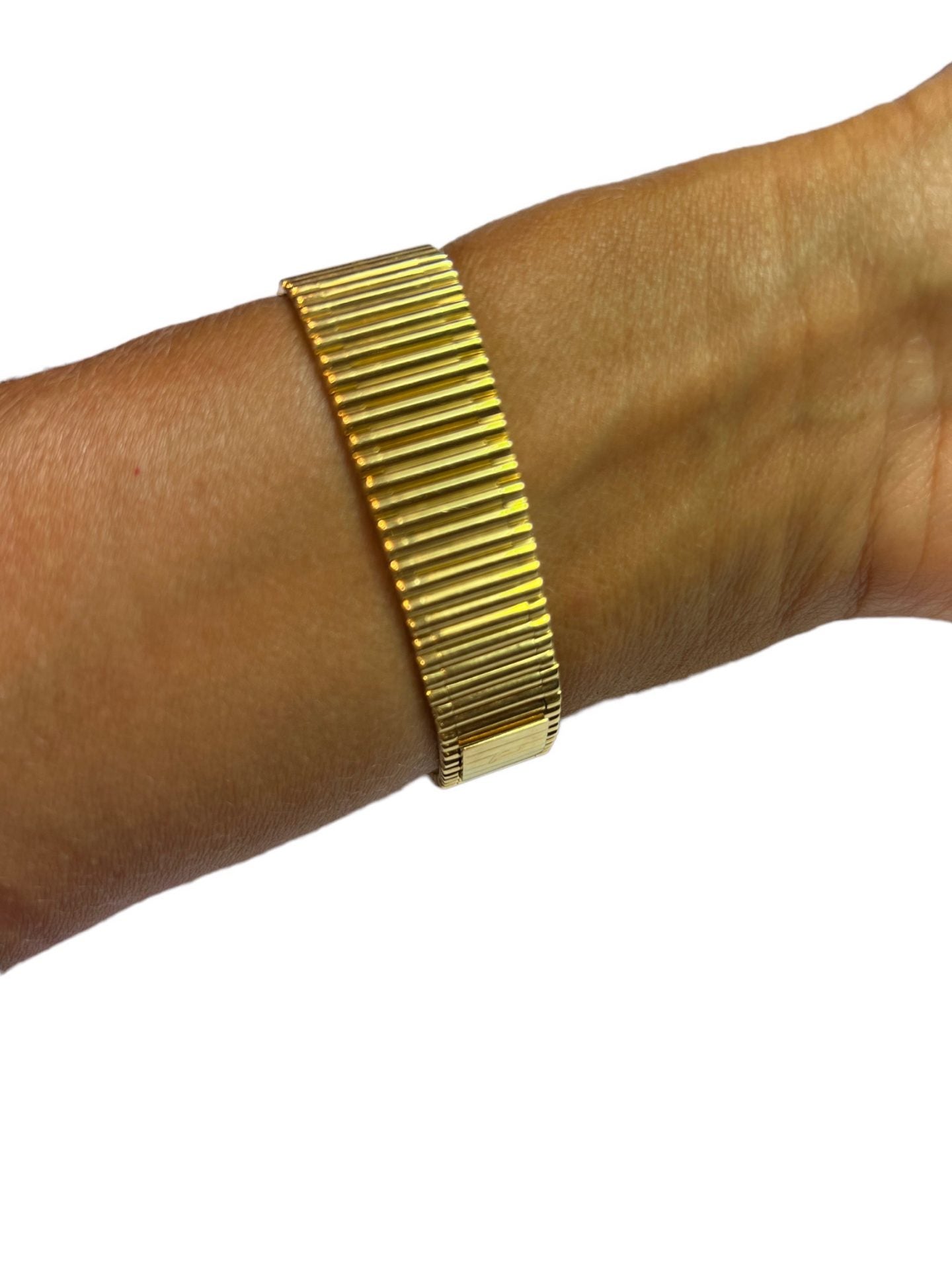 A Piaget watch in 18K yellow gold