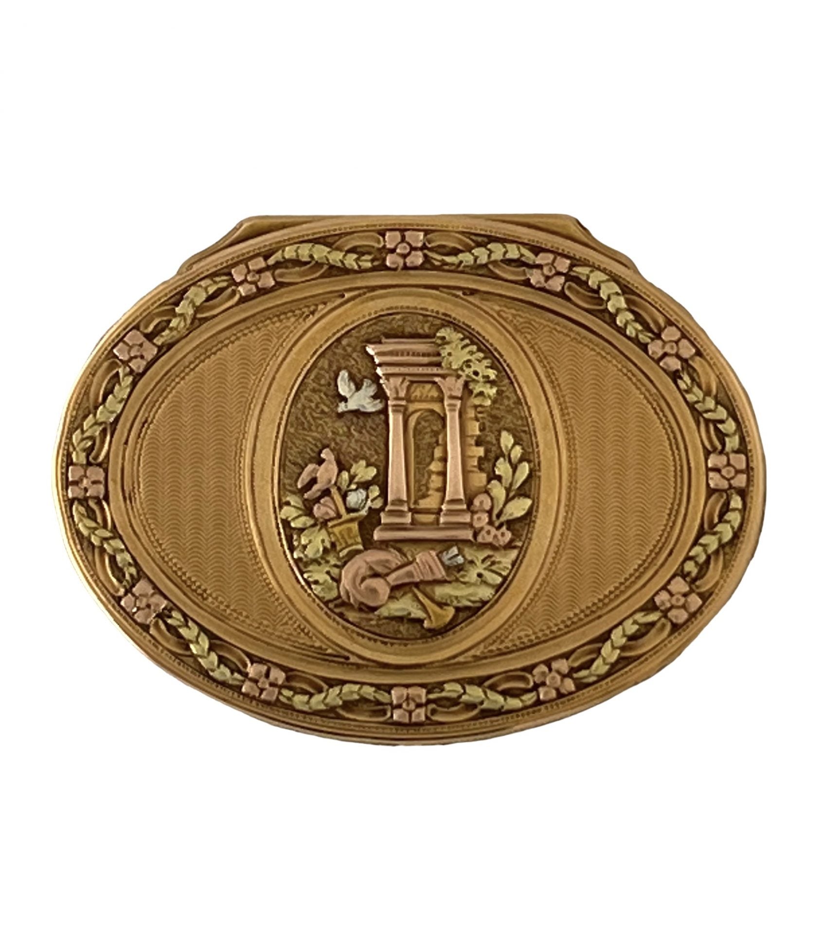 Tabatière en or de deux couleurs époque Louis XVI vers 1768-1774