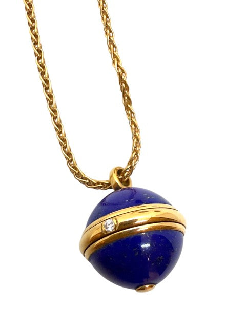 Piaget 3 colliers Possession en or jaune et or blanc diamants lapis lazuli cornaline - Maison Eloe