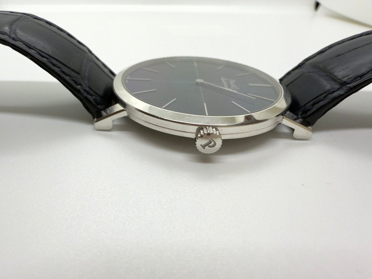 Piaget montre "Altiplano" Edition limitée Or gris sur cuir full set - Maison Eloe