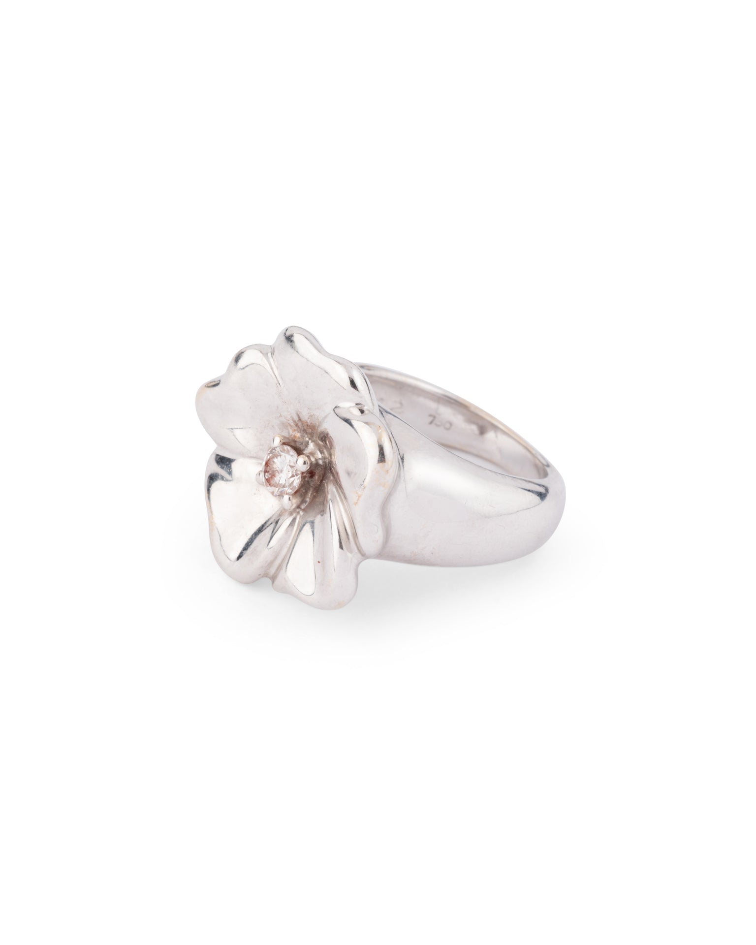 Poiray Vintage, White Gold and Diamond Flower Ring