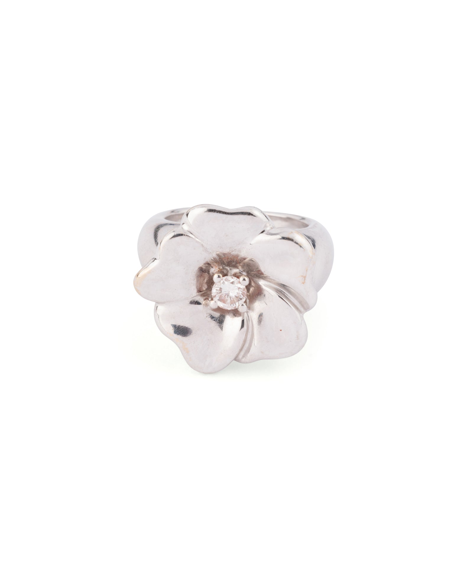 Poiray Vintage, White Gold and Diamond Flower Ring