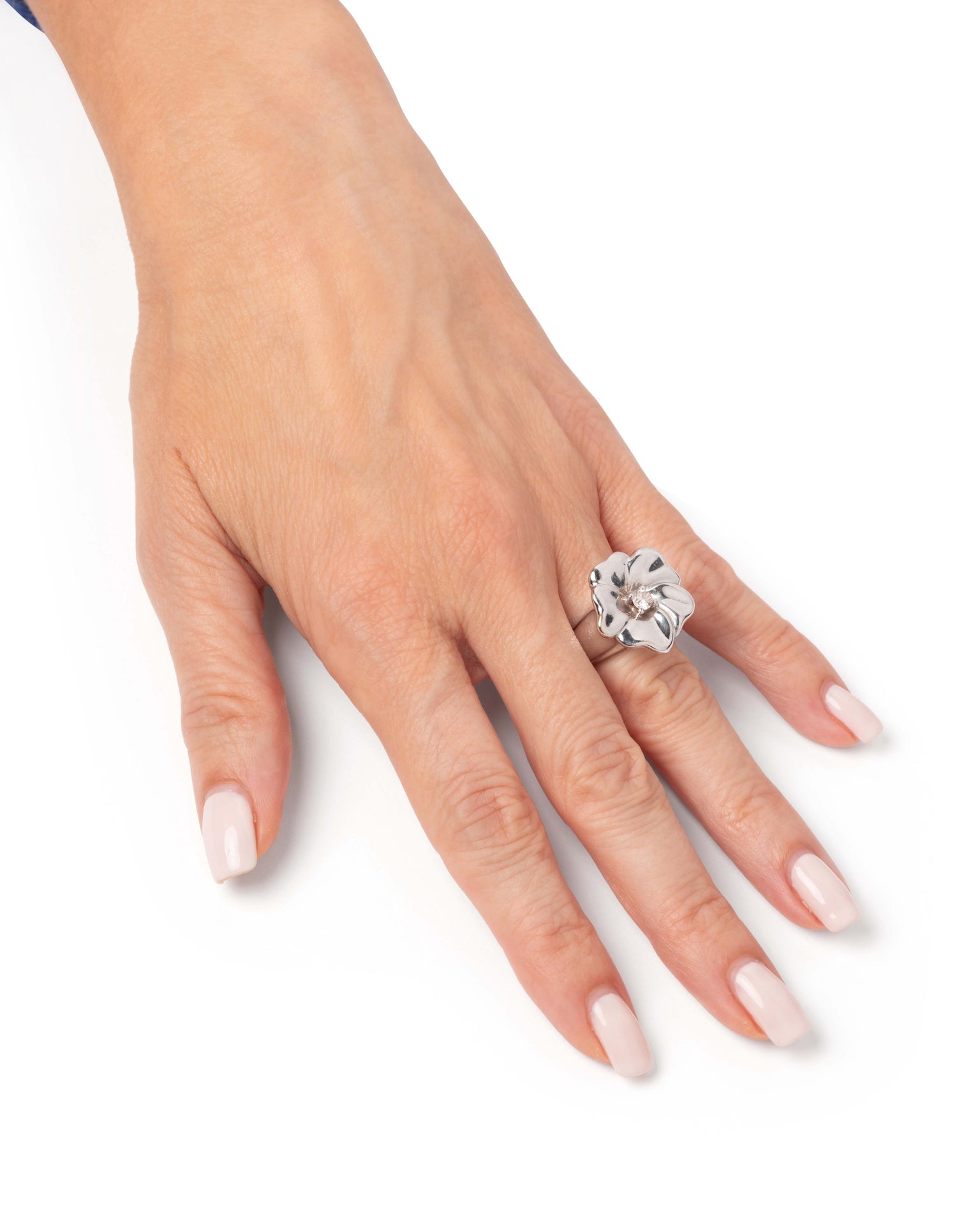 Poiray Vintage, White Gold and Diamond Flower Ring