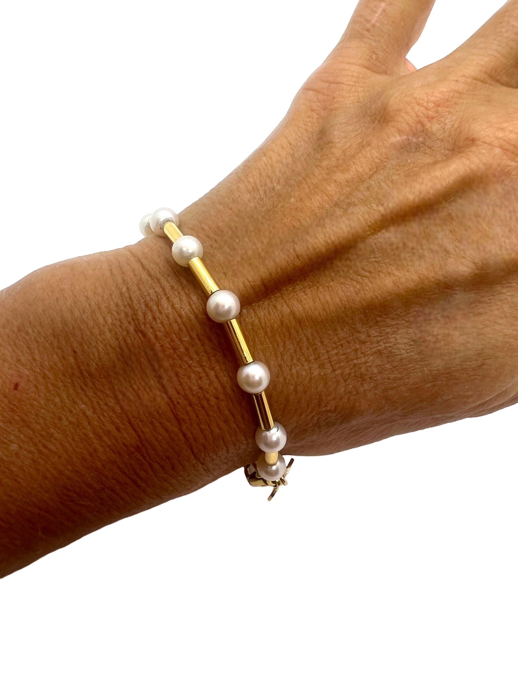 Poiray, bracelet "Fuseau" or jaune 18K et perles de culture