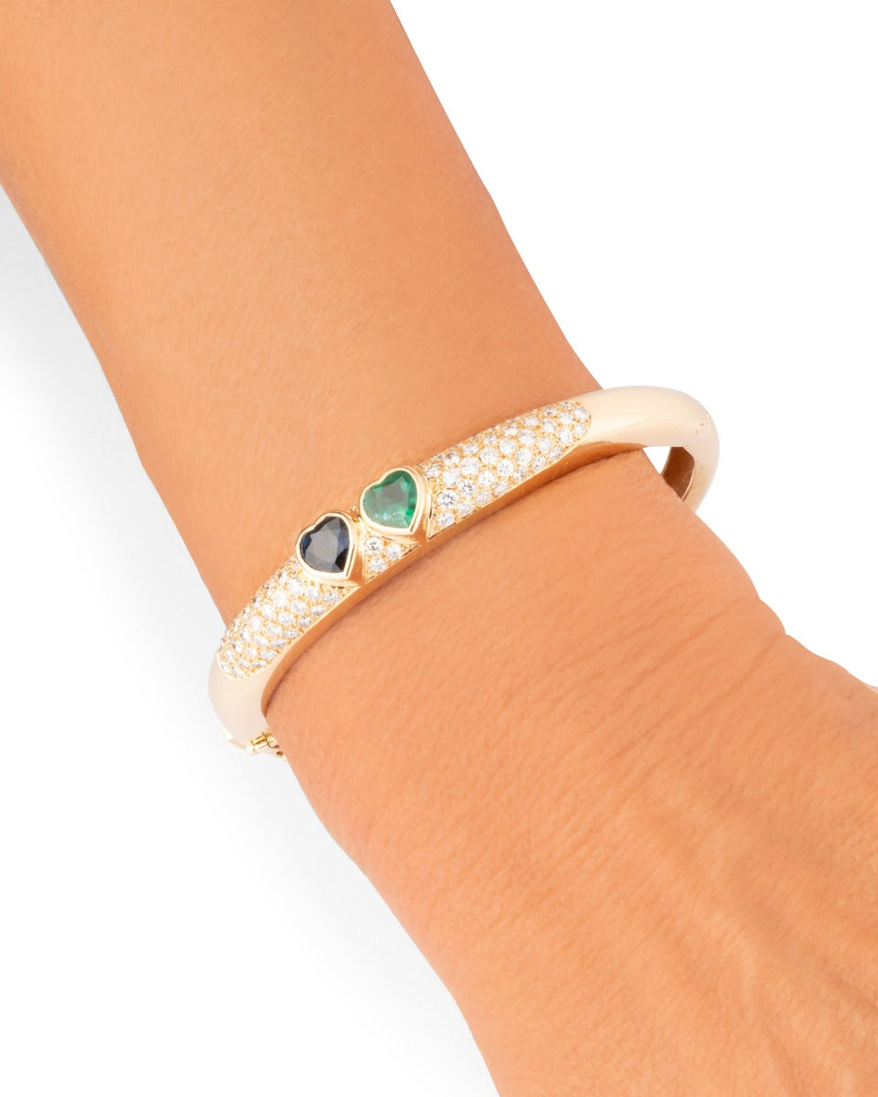 Poiray, bracelet en or jaune diamants émeraude et saphir