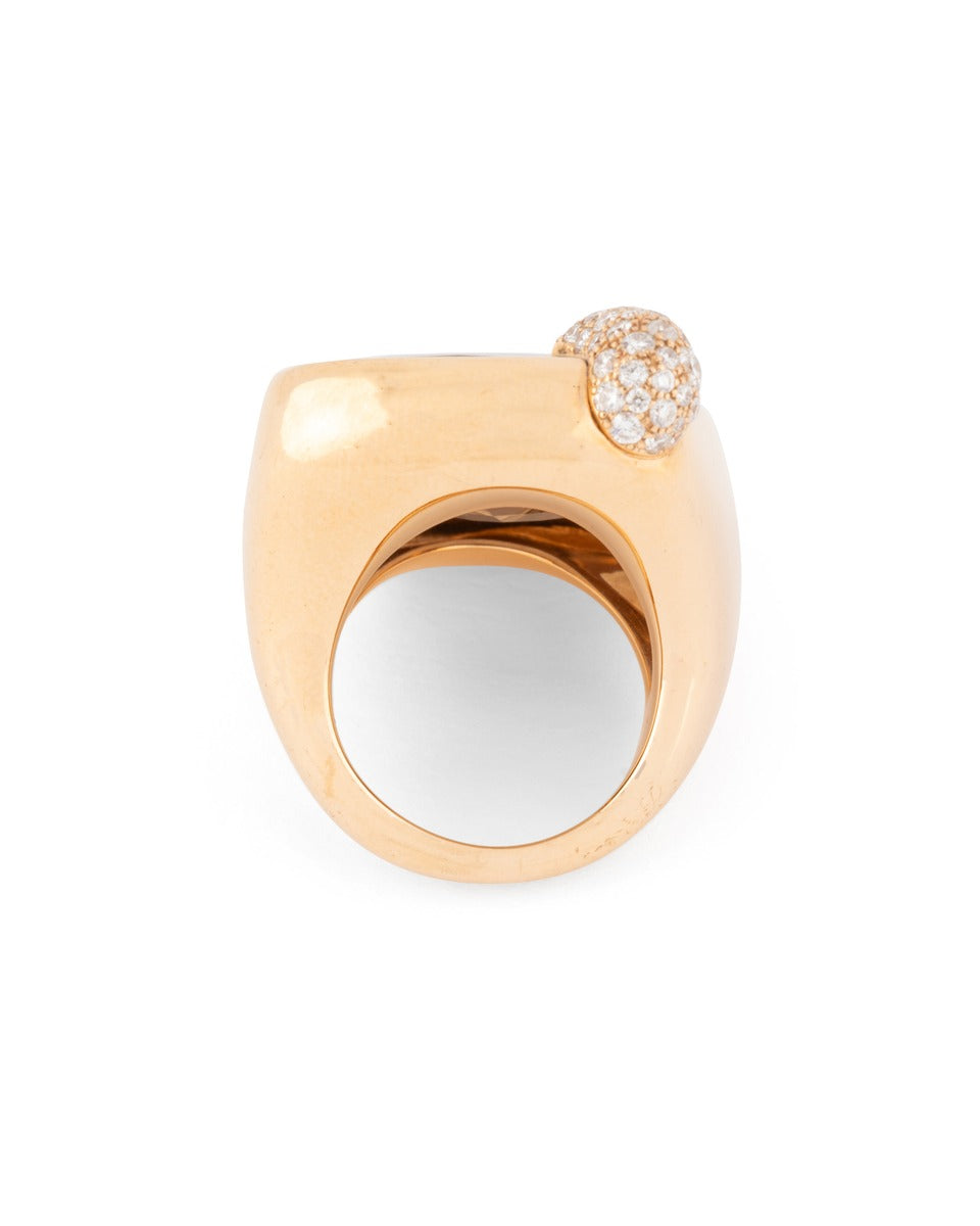 Pomellato "Ritratto" ring in pink gold, smoky quartz and diamonds