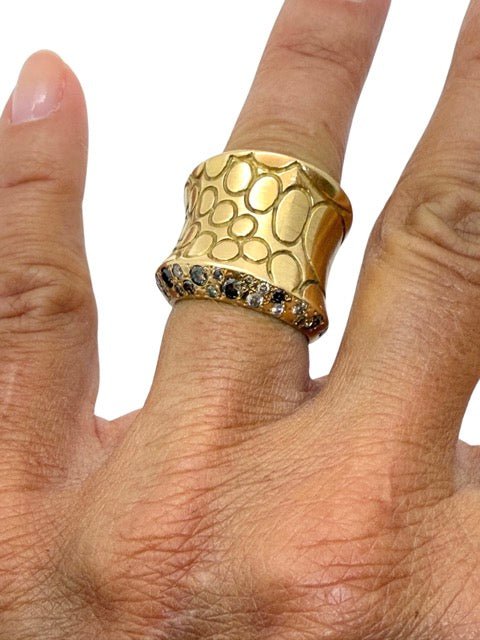 Pomellato vintage , bague Croco en or rose diamants - Maison Eloe