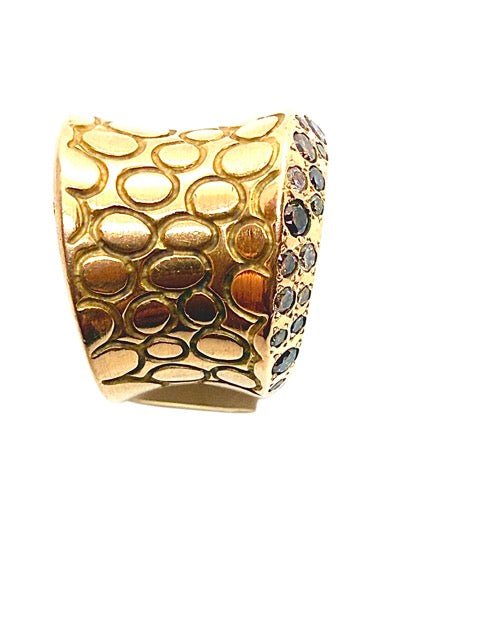 Pomellato vintage , bague Croco en or rose diamants - Maison Eloe