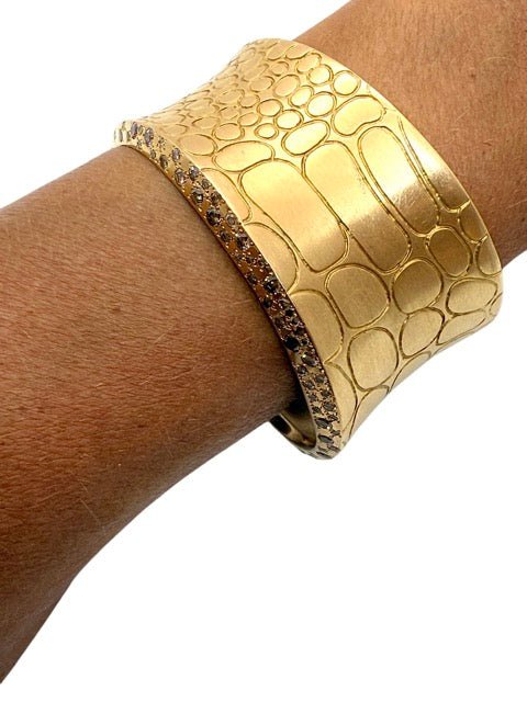 Pomellato vintage, bracelet modèle "Croco" en or rose et diamants - Maison Eloe