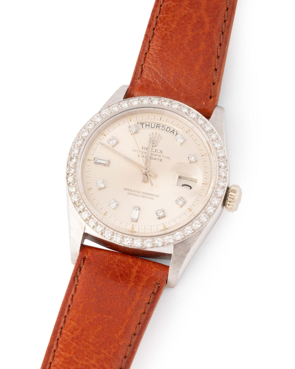 Rolex montre Day Date, en or blanc et diamants sur cuir