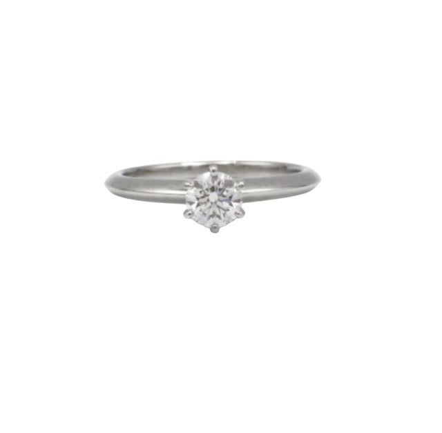 Tiffany & Co bague solitaire "Setting" en platine serti d'un diamant 0,45 ct