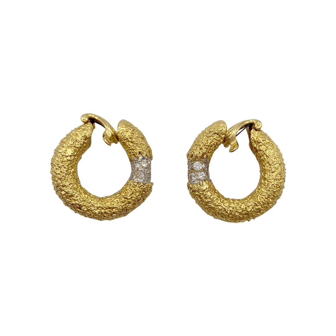 Boucles d'oreilles M.Gérard en or jaune et diamants. - Maison Eloe