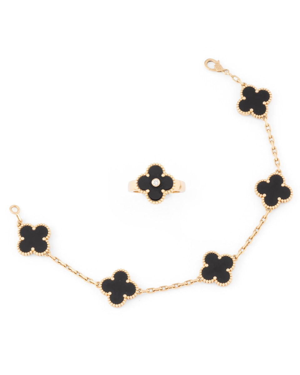 Van Cleef & Arpels, bracelet "Vintage Alhambra" en or jaune 18 K , onyx