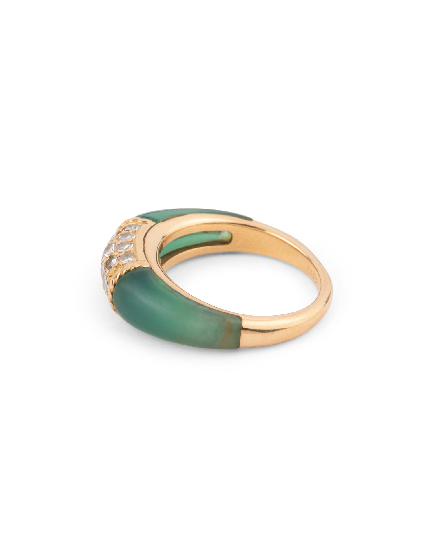 A Van Cleef & Arpels 'Philippines' ring in chrysoprase and 18K yellow gold