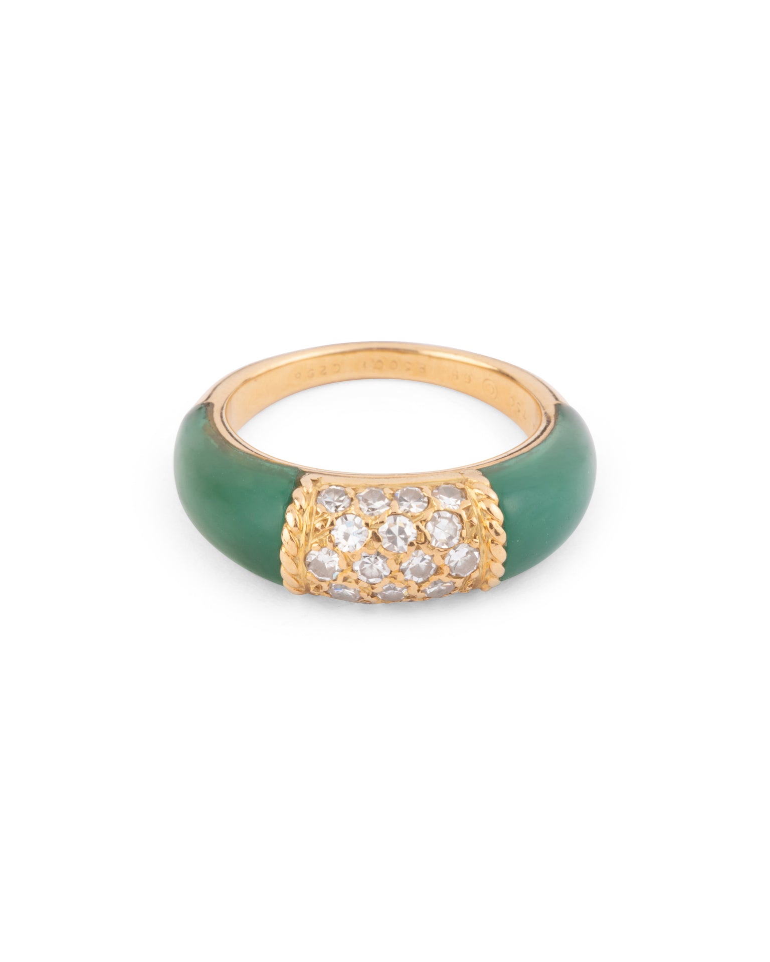 Une bague Van Cleef & Arpels, 'Philippines" en chrysoprase et or jaune 18K