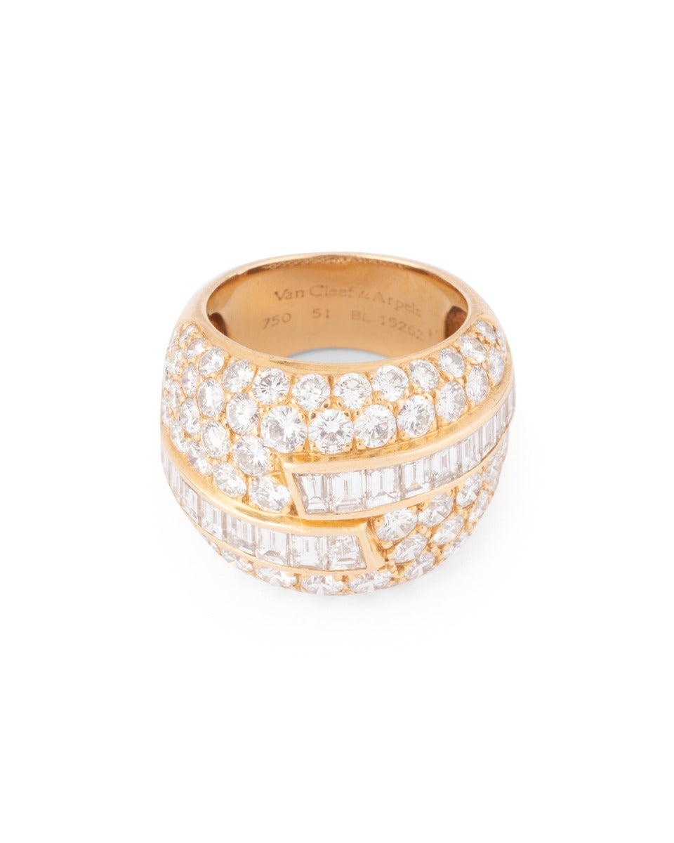 Van Cleef & Arpels, 18K yellow gold and diamond ring
