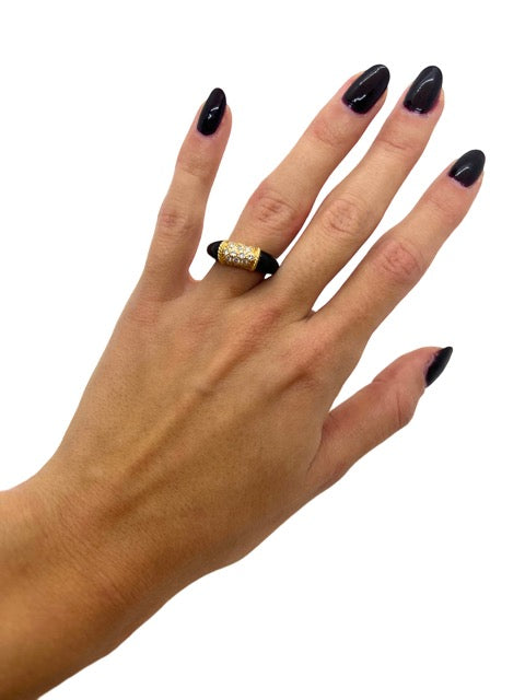 Van Cleef & Arpels, bague "Philippine" en or jaune, onyx et diamants