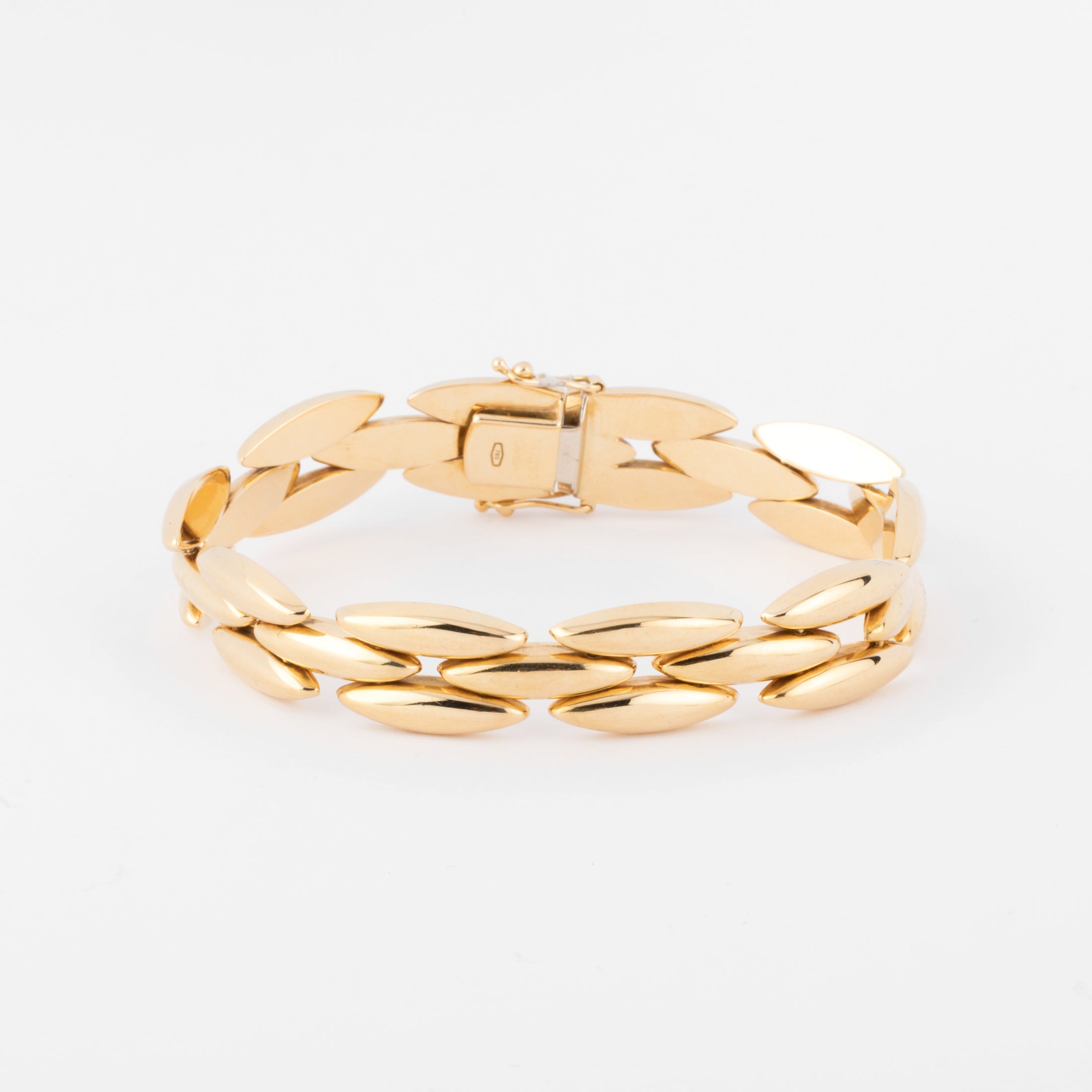 Bracelet or jaune de la maison Cartier modèle Gentiane
