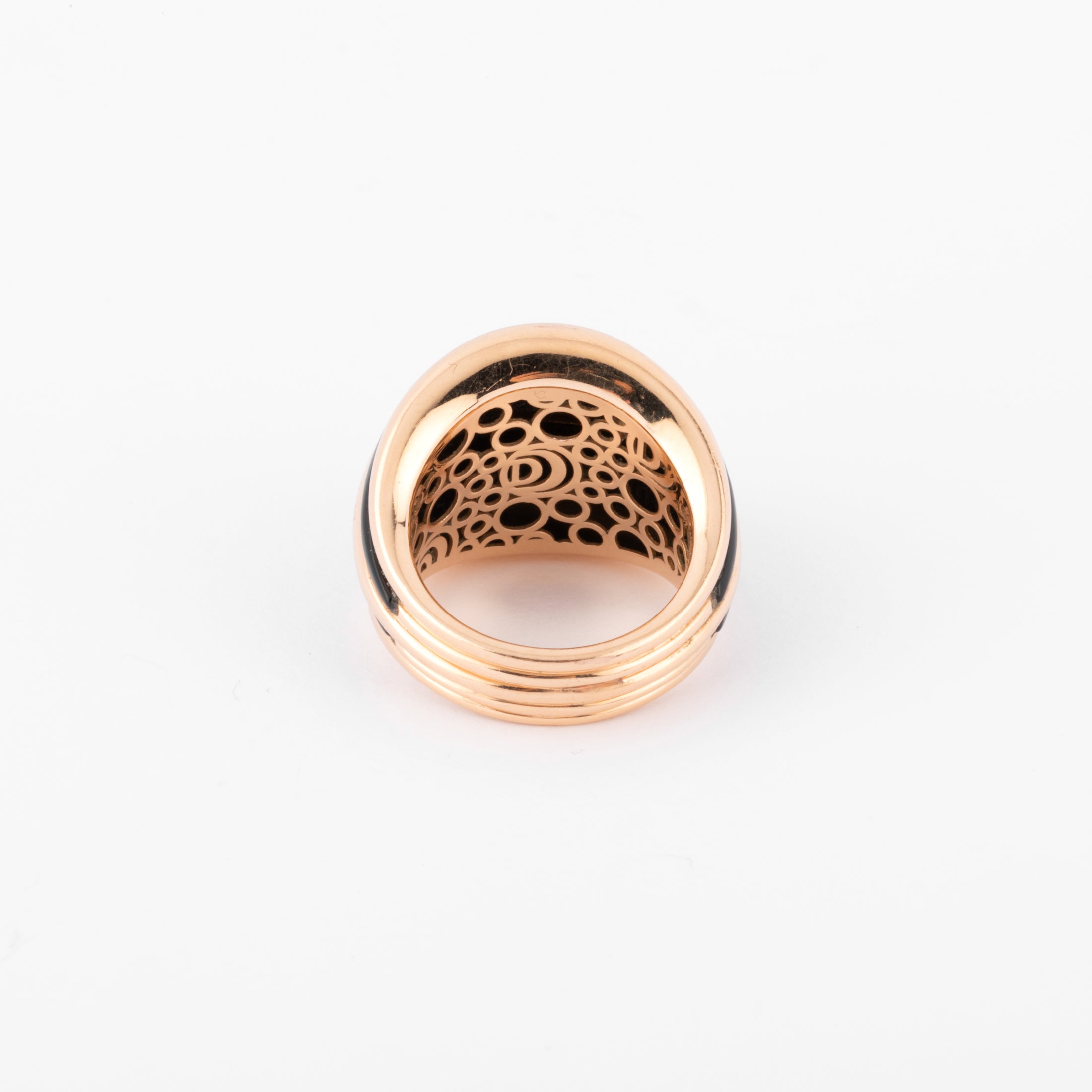 Rose gold and onyx bangle ring from Damiani
