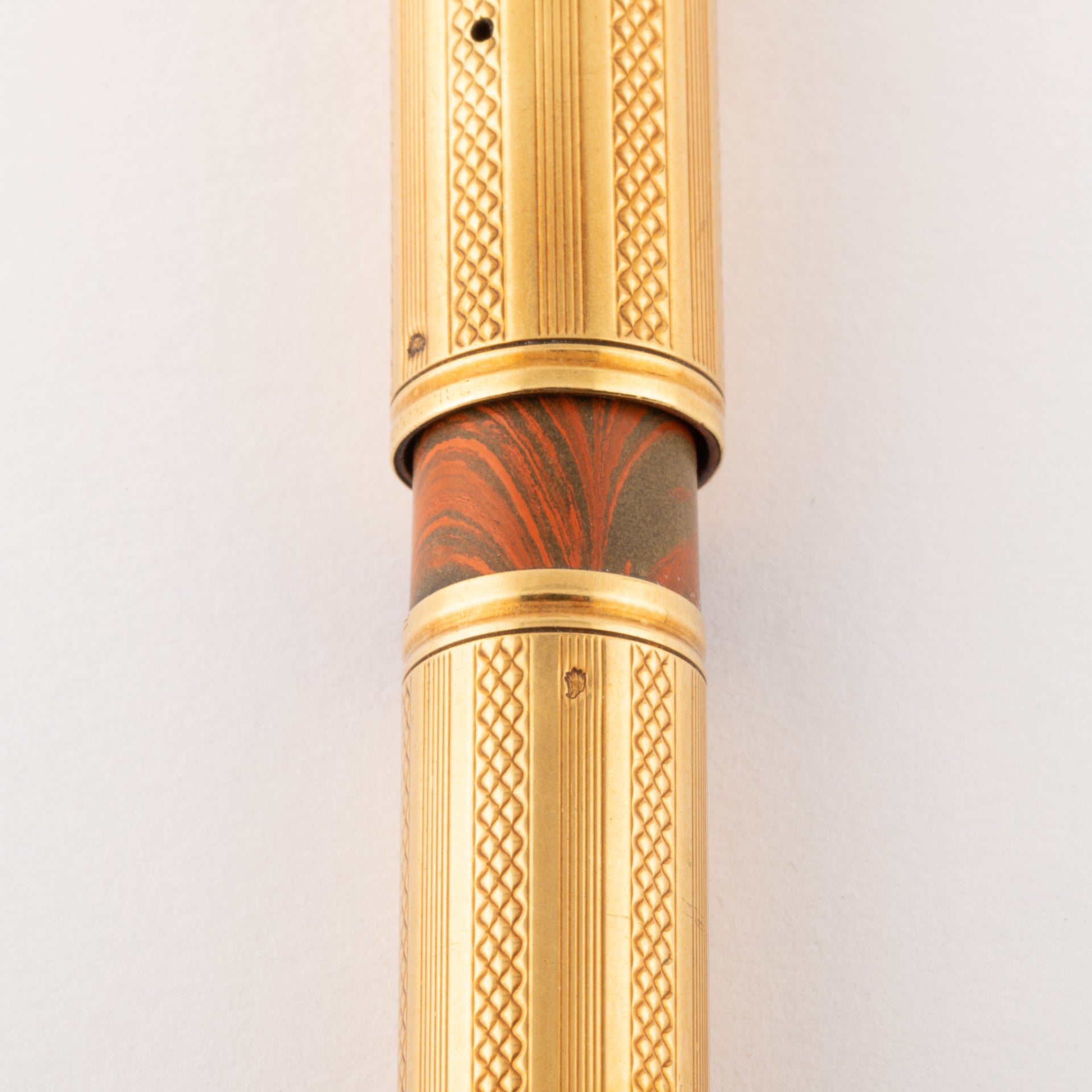 Gold and Bakelite pen from the 1930s signed Waterman.
