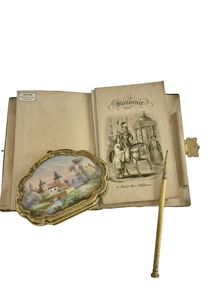 Tahan: Ladies' Necessary in Enamel and Silver Vermeil