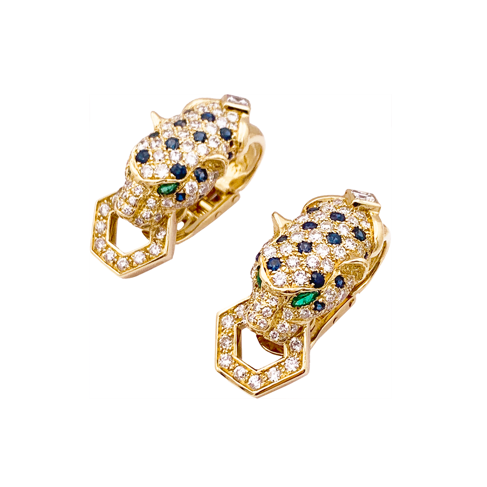 Clips d'oreilles O.J. PERRIN, or jaune, diamants, saphirs et émeraudes.