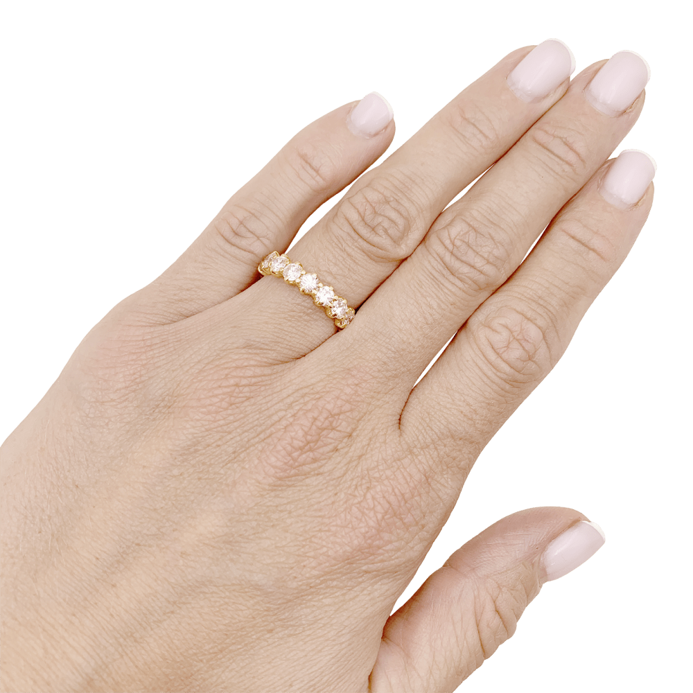 Bague alliance américaine or jaune et diamants.